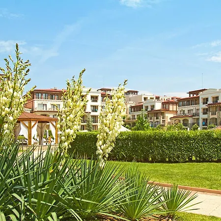 Life Курортный комплекс 4*